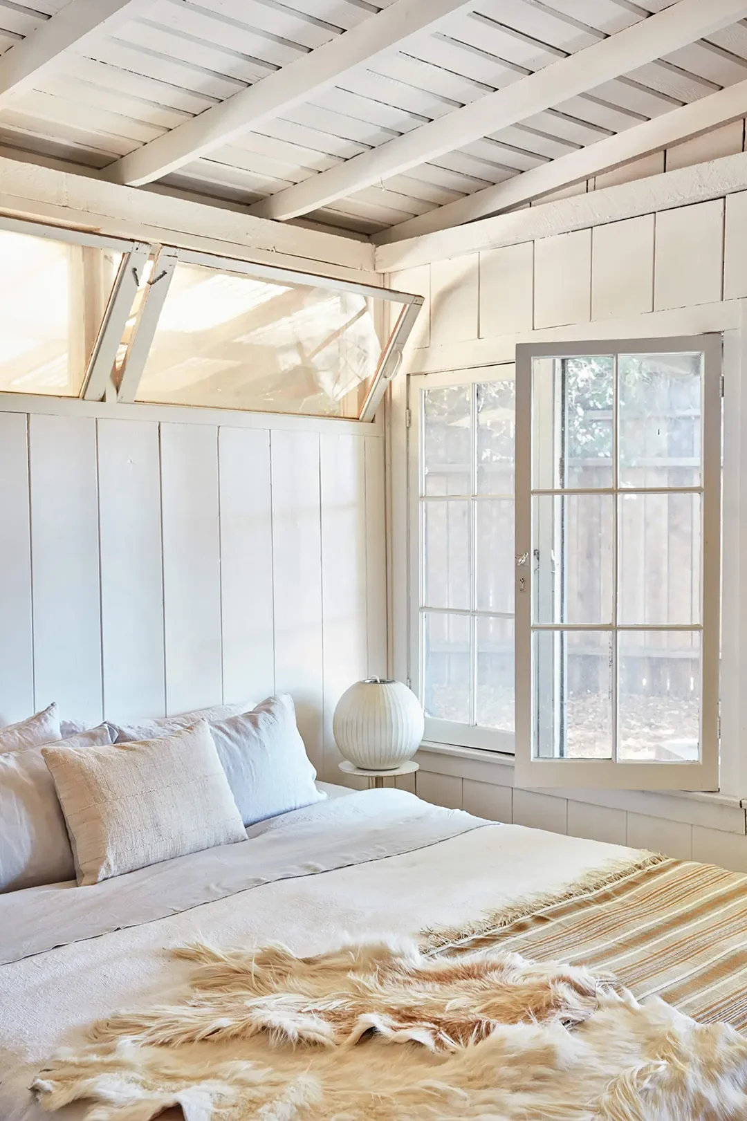 800+ Design Experts Agree: This Is the Most Versatile Neutral Paint Color