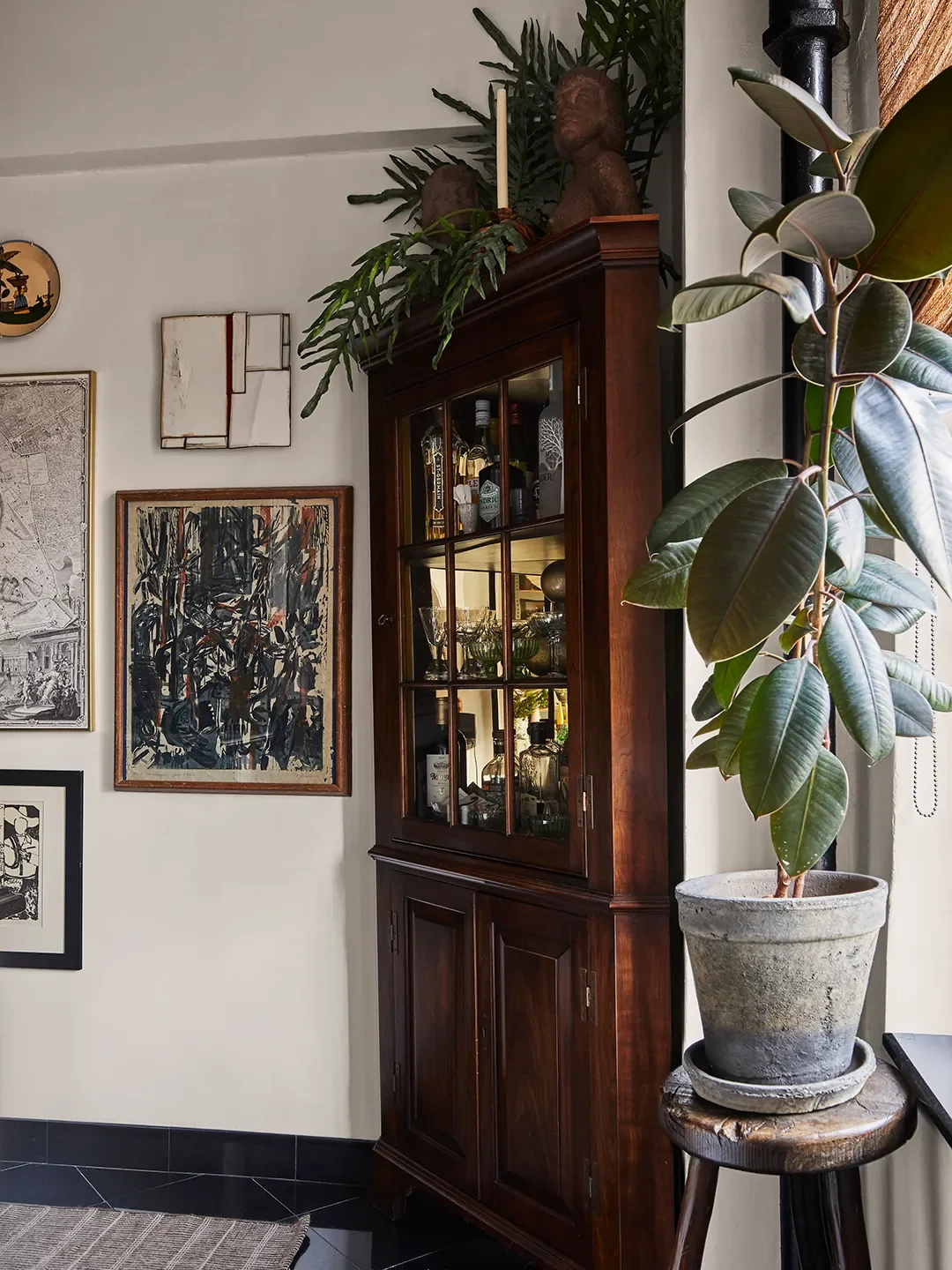A Little Celestial, A Lot Striking—This Designer's 550-Square-Foot Studio Is a True Jewel Box