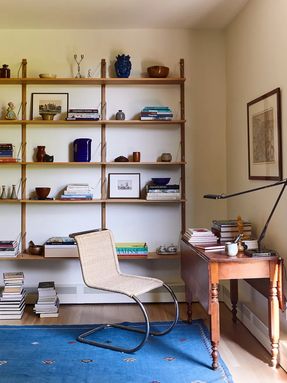 A Striking Jolt of Color Brought This Historic Philadelphia Home Into Modern Day