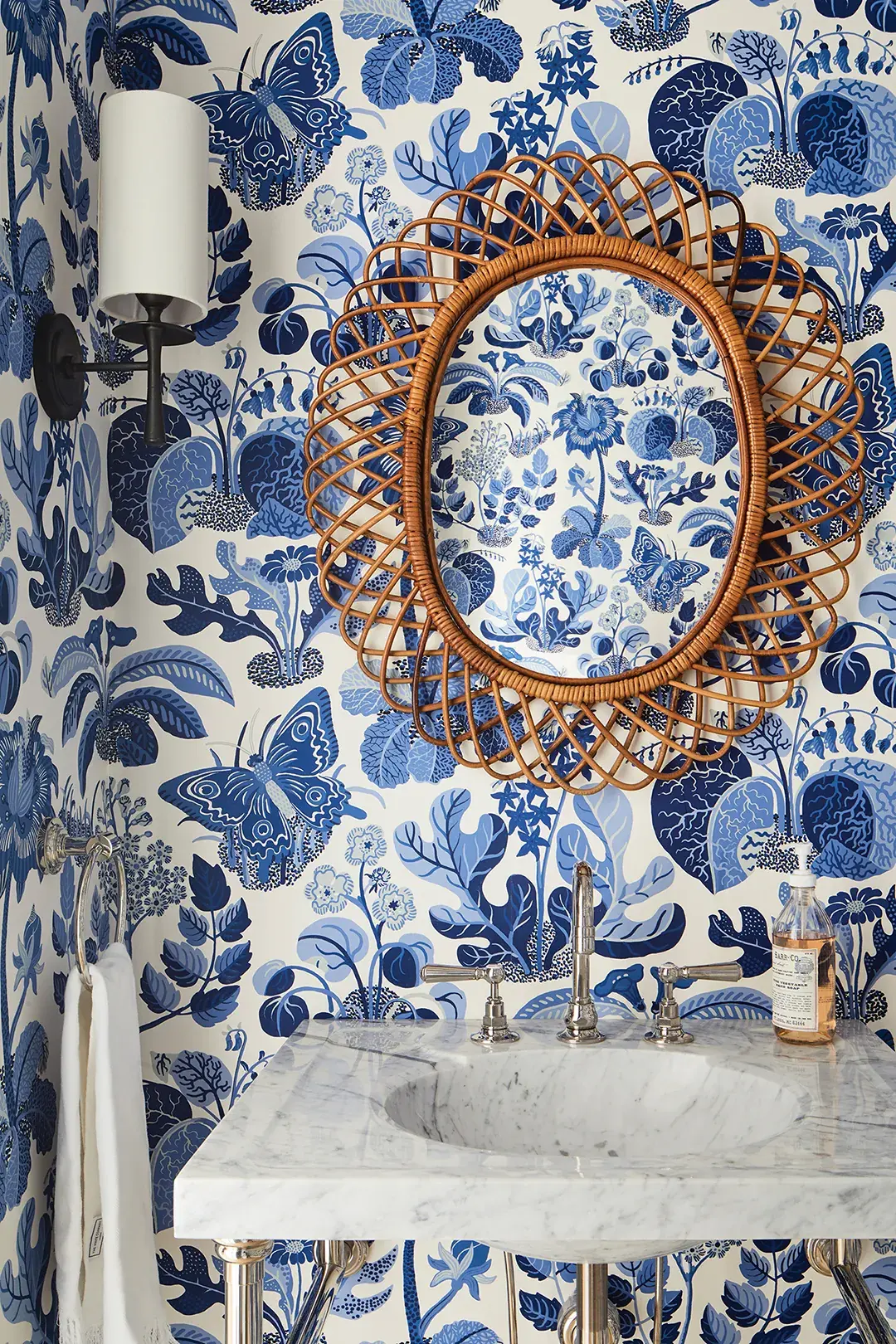 Designers Say This Classic Color Combo Will Never Steer You Wrong