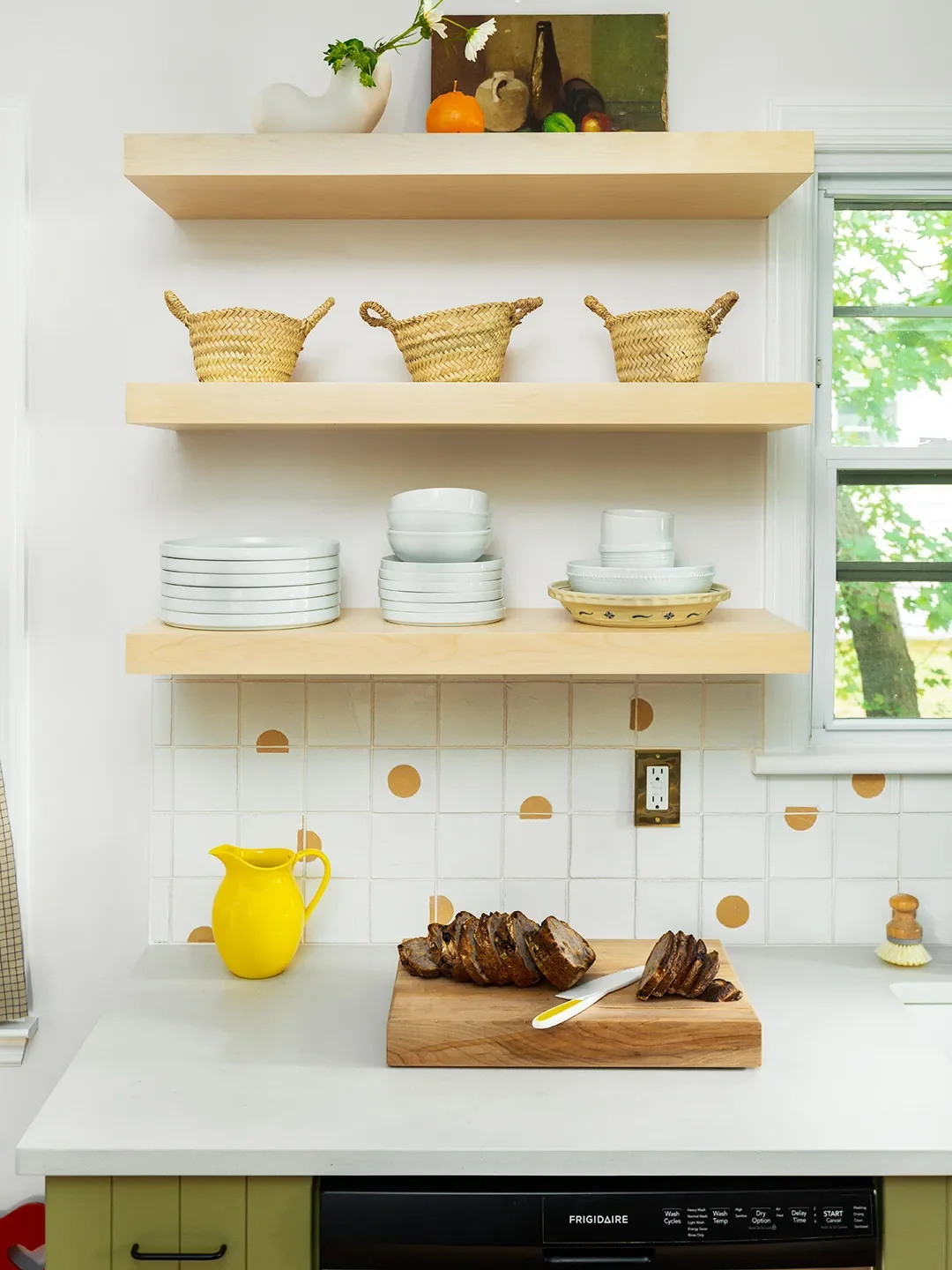 Dueling Backsplashes Give This New Jersey Kitchen Twice the Personality