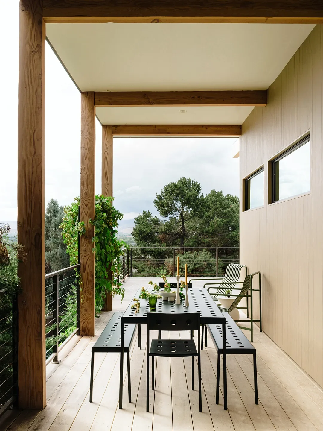 Local Pink Flagstone and Foraged Leaves Inspired This Hillside Denver Home's Soothing Palette
