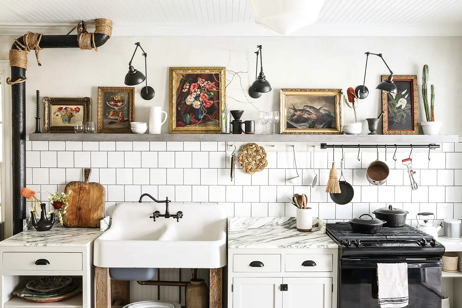 The Best Greige Paint Colors Aren’t Boring—Designers Share 8 Go-To Shades