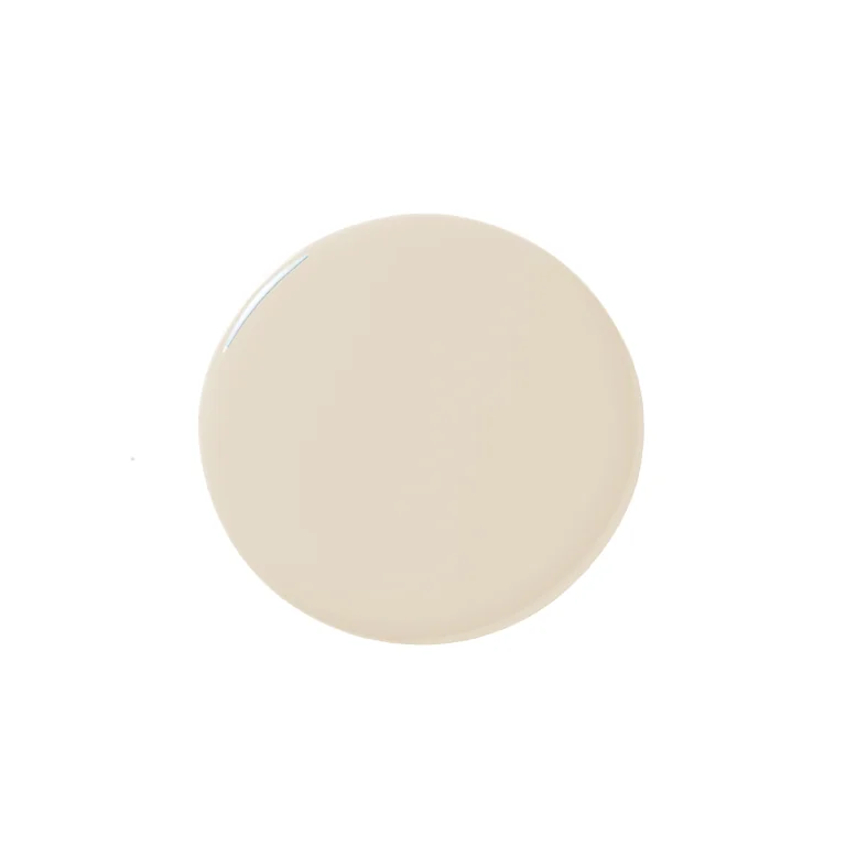 The Best Warm White Paint Colors, as Seen in 8 Designers' Favorite Spaces