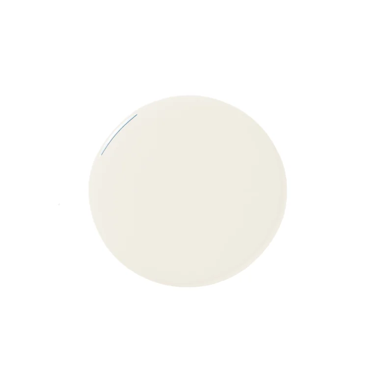 The Best Warm White Paint Colors, as Seen in 8 Designers' Favorite Spaces
