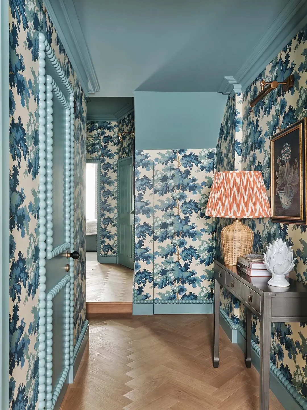 The Next Big Molding Trend Instantly Elevates Basic Doors