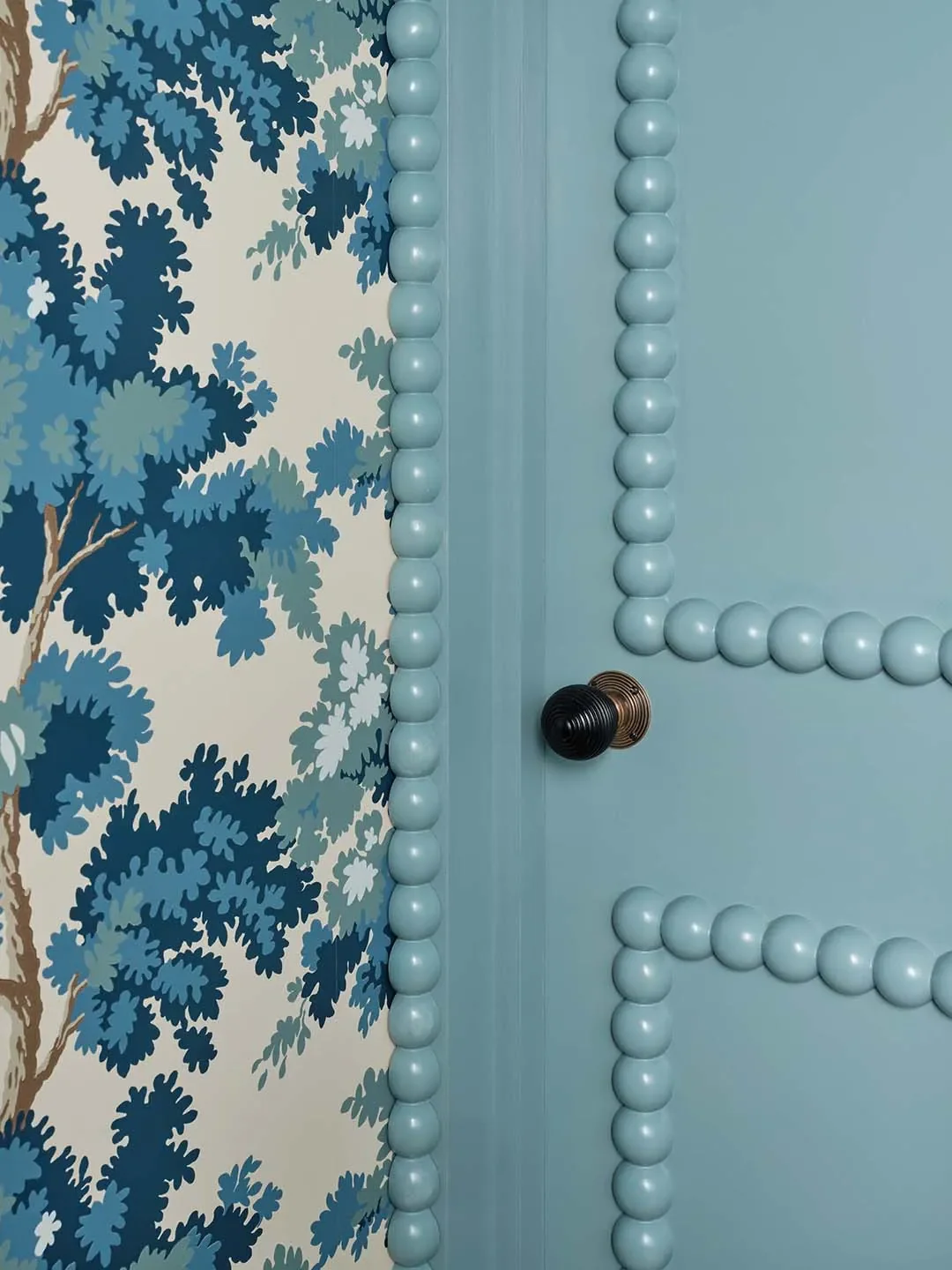 The Next Big Molding Trend Instantly Elevates Basic Doors