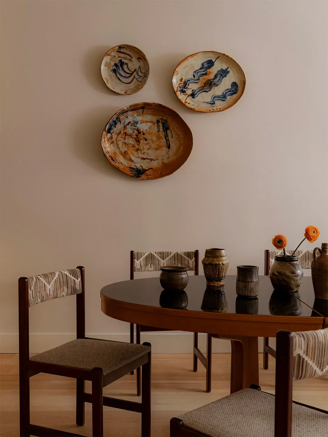 This Designer Undid a Historic Brownstone's Developer Remodel With Warm Layers and Soft Curves